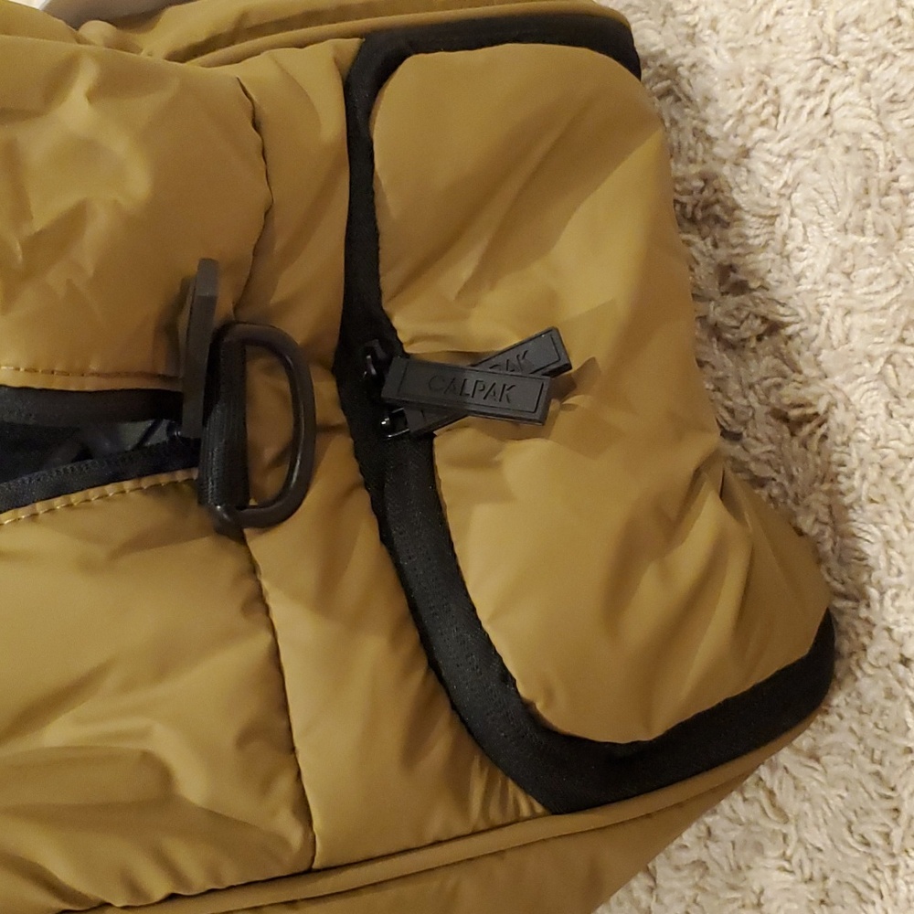 Calpak duffle bag - Picture 8 of 11